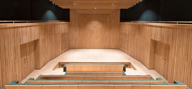 AUDITORIUM